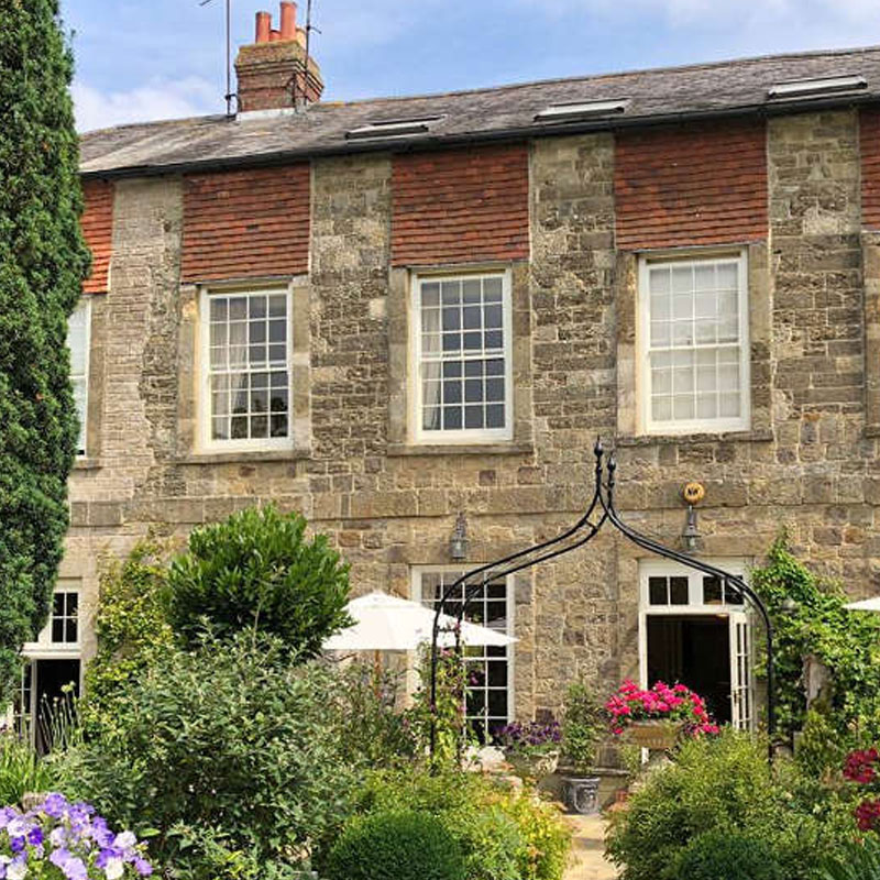 Salisbury Sash Window Repairss covers all aspects of sash windows. Repairs, renovation or even replacements. Servicing Sailisbury, Bemerton, Lower Bemerton, Bemerton Heath, Hampton Park, Churchfields, East Harnham, Laverstock, Ford and 